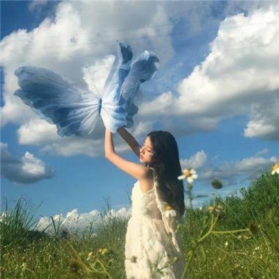 老艺术家孙女恋爱脑怒怼网友，短时间内内幕曝光，品牌方解约